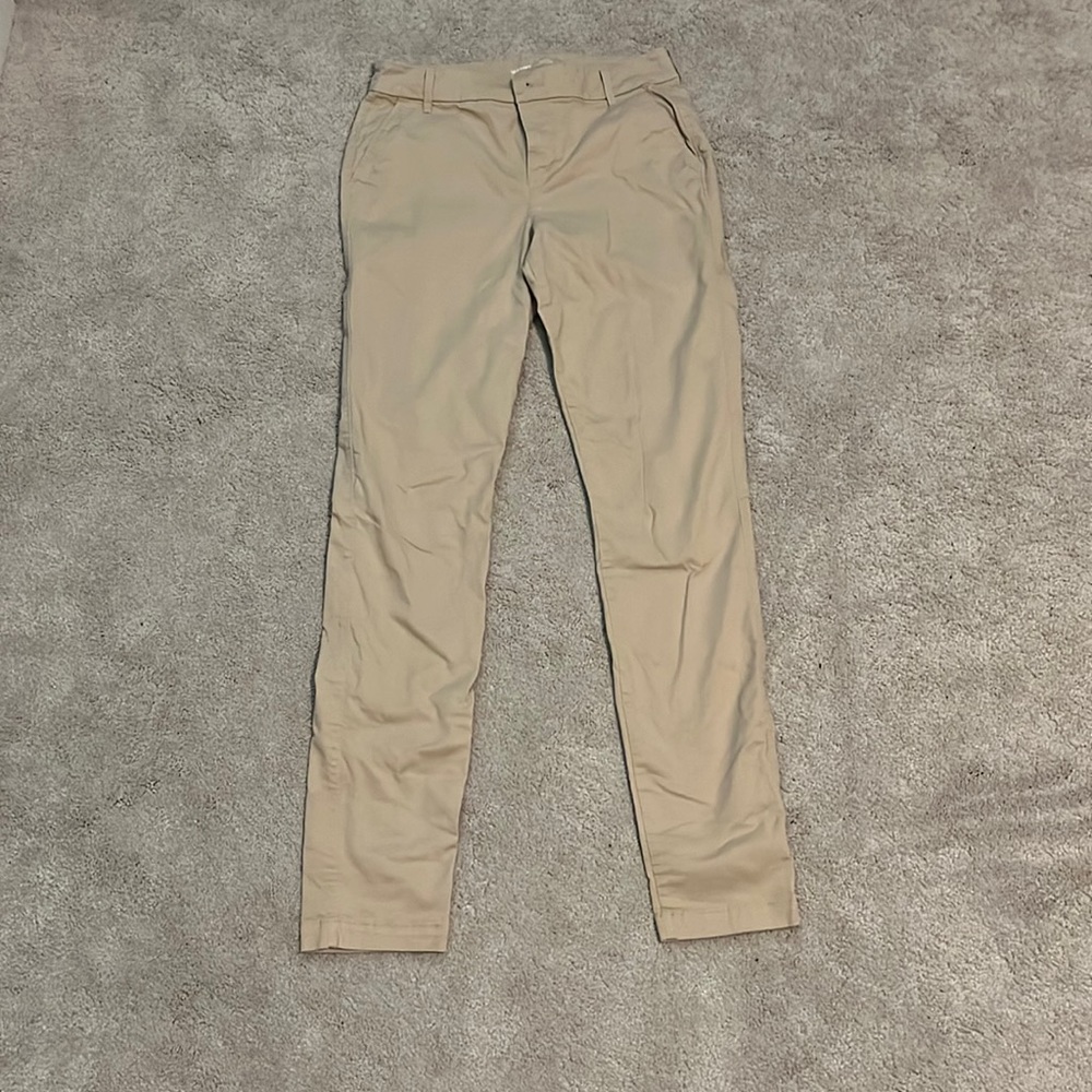 Old navy khaki pants